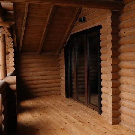 Solid Village Apartment *