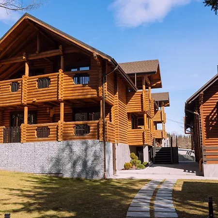 Solid Village Apartment